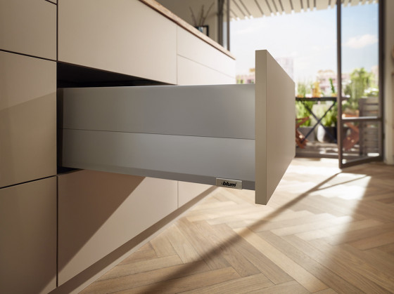 K-BLUM Merivobox, zásuvka E boxcap 400mm/40kg, světle šedá IG, Inserta