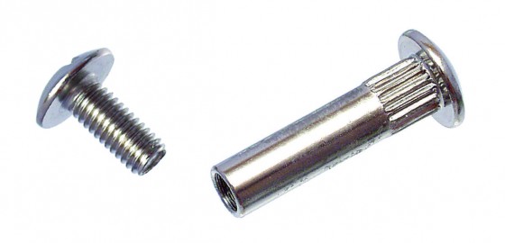 StrongFix Spojovací kování M4x30mm komplet