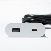 VersaPick nabíječka, 1x USB A/C, ovál, bílá mat RAL 9003