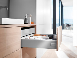 K-BLUM Antaro, zásuvka K 600mm/30kg, Blumotion/TOB, šedá, Inserta