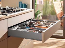 BLUM sada Merivobox, zásuvka M 500mm/70kg, tmavě šedá OG