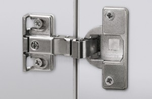 HETTICH 72134 ET 582 závěs pro vestavěnou lednici naložený 95° vrut pružina
